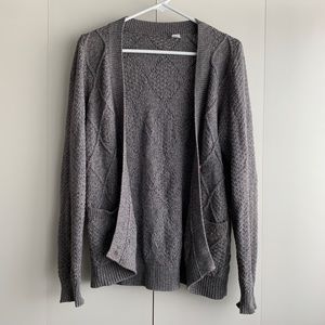 URBAN OUTFITTERS grey knit cardigan